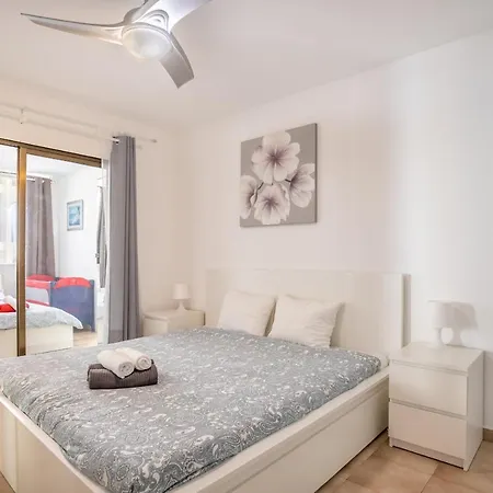 Apartman Castle Harbour Feel Like Flat Ii Cristianos Lovetenerife *