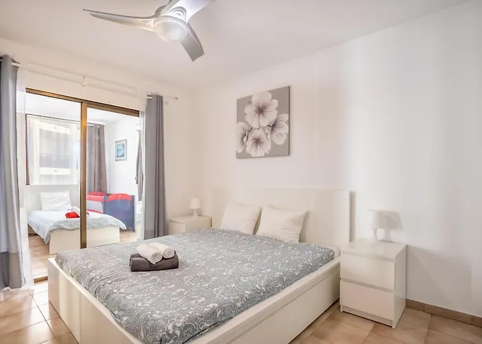 Apartament Castle Harbour Feel Like Flat Ii Cristianos Lovetenerife *