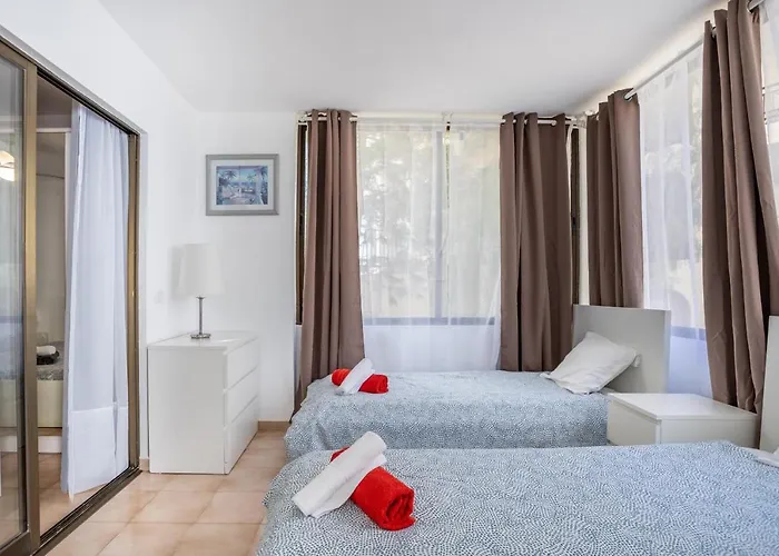 Apartament Castle Harbour Feel Like Flat Ii Cristianos Lovetenerife *